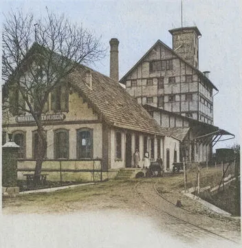 La coopérative laitière et le silo à grains de Diebolsheim (Bas-Rhin). © Carte postale ancienne, collection B. S.